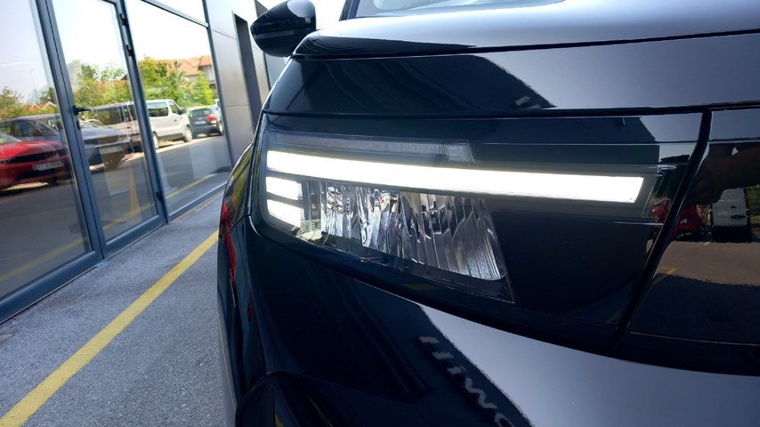 RABLJENO VOZILO OPEL FRONTERA GS LINE F 1,2 XHT MHEV eDCT Automatski mjenjač BENZIN 67230