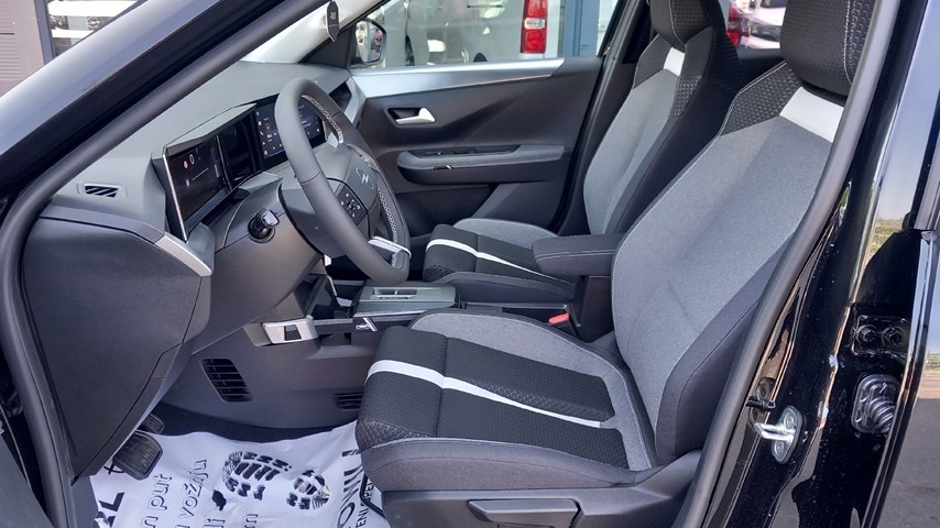 RABLJENO VOZILO OPEL FRONTERA GS LINE F 1,2 XHT MHEV eDCT Automatski mjenjač BENZIN 67230