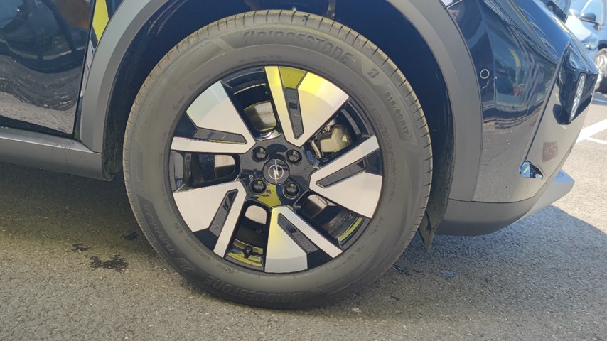 RABLJENO VOZILO OPEL FRONTERA GS LINE F 1,2 XHT MHEV eDCT Automatski mjenjač BENZIN 81391