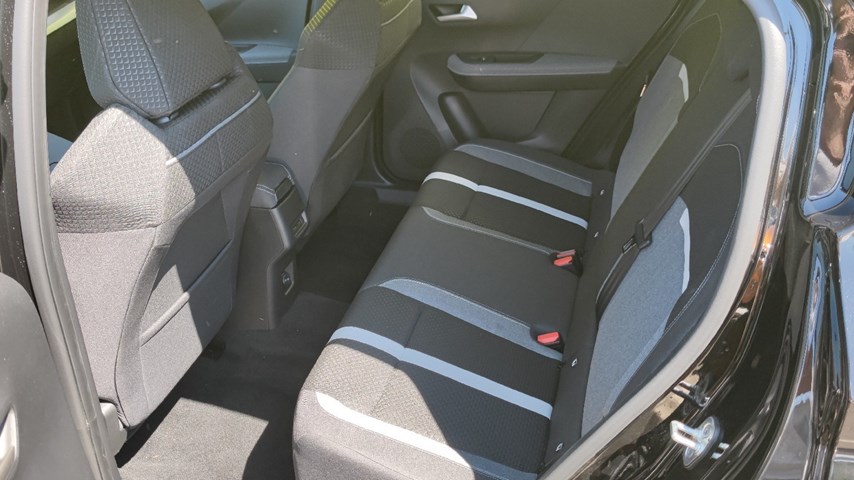 RABLJENO VOZILO OPEL FRONTERA GS LINE F 1,2 XHT MHEV eDCT Automatski mjenjač BENZIN 81391