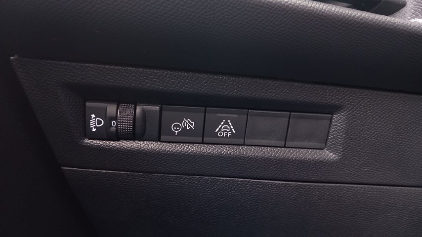 RABLJENO VOZILO OPEL FRONTERA GS LINE F 1,2 XHT MHEV eDCT Automatski mjenjač BENZIN 67234