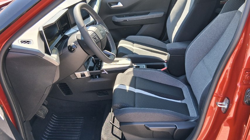 RABLJENO VOZILO OPEL FRONTERA GS LINE F 1,2 XHT MHEV eDCT Automatski mjenjač BENZIN 30179