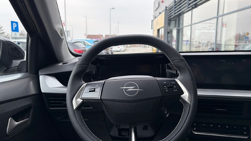 RABLJENO VOZILO OPEL FRONTERA GS LINE F 1,2 XHT MHEV AT6 Automatski mjenjač BENZIN 67237