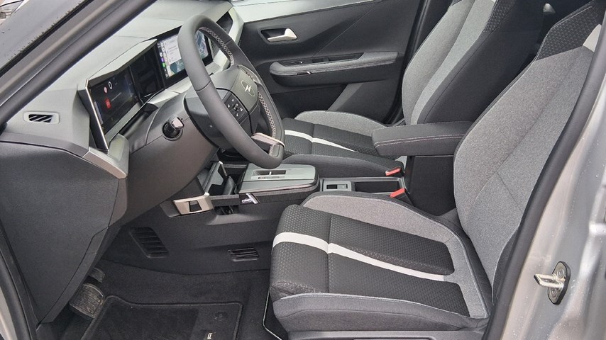 RABLJENO VOZILO OPEL FRONTERA GS LINE F 1,2 XHT MHEV AT6 Automatski mjenjač BENZIN 67236