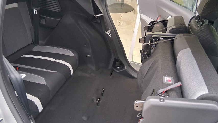 RABLJENO VOZILO OPEL FRONTERA GS LINE F 1,2 XHT MHEV AT6 Automatski mjenjač BENZIN 67236