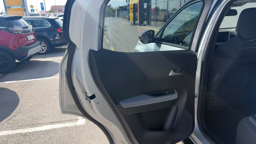RABLJENO VOZILO OPEL FRONTERA ULTIMATE F 1,2 XHT mHEV AT6 Automatski mjenjač BENZIN 67243