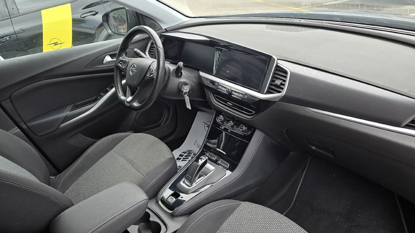 RABLJENO VOZILO OPEL GRANDLAND Business Edition F 1,5 DTH AT8 Automatski mjenjač DIESEL 224186