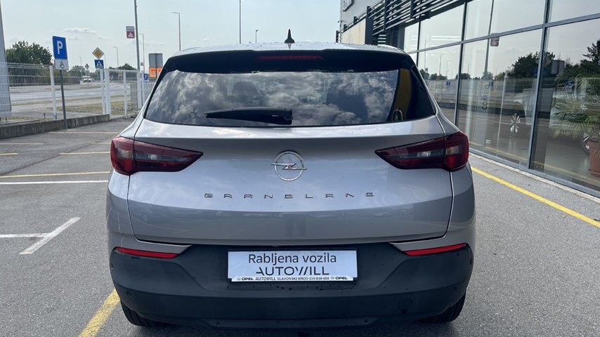 RABLJENO VOZILO OPEL GRANDLAND Business Edition F 1,5 DTH AT8 Automatski mjenjač DIESEL 224186