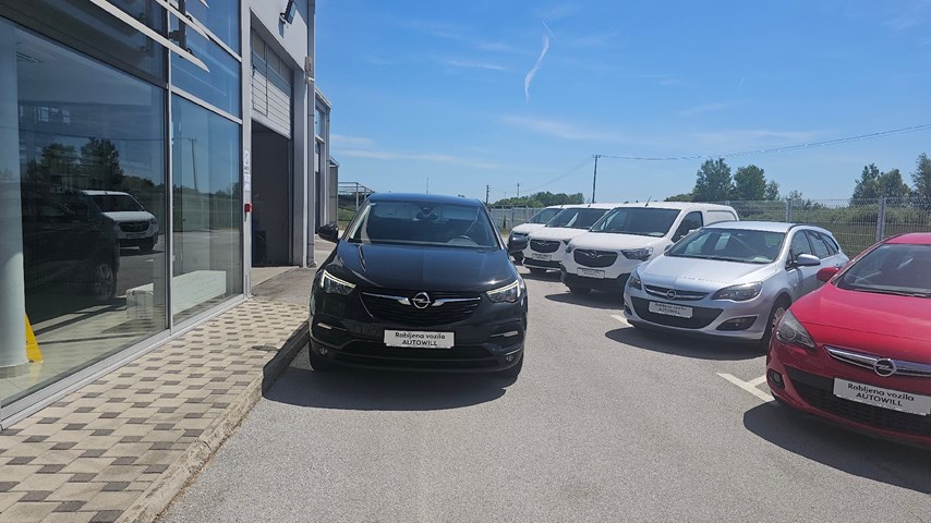 RABLJENO VOZILO OPEL GRANDLAND ENJOY B 1,6 DTH MT6 Mehanički mjenjač DIESEL 81485