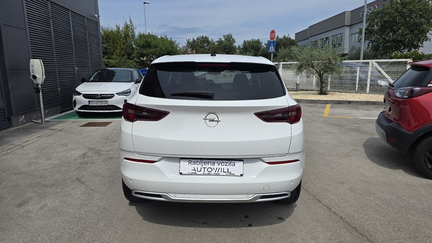 RABLJENO VOZILO OPEL GRANDLAND F 1,2 XHT Mehanički mjenjač BENZIN 27401