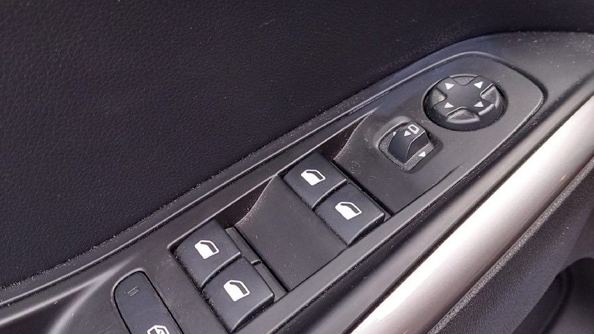 RABLJENO VOZILO OPEL GRANDLAND F 1,2 XHT Mehanički mjenjač BENZIN 27401