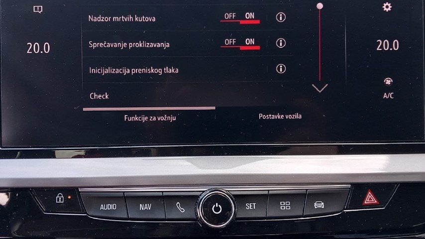 RABLJENO VOZILO OPEL GRANDLAND F 1,2 XHT Mehanički mjenjač BENZIN 27401