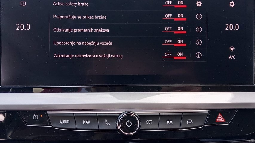 RABLJENO VOZILO OPEL GRANDLAND F 1,2 XHT Mehanički mjenjač BENZIN 27401