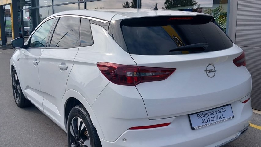RABLJENO VOZILO OPEL GRANDLAND F 1,2 XHT Mehanički mjenjač BENZIN 27401