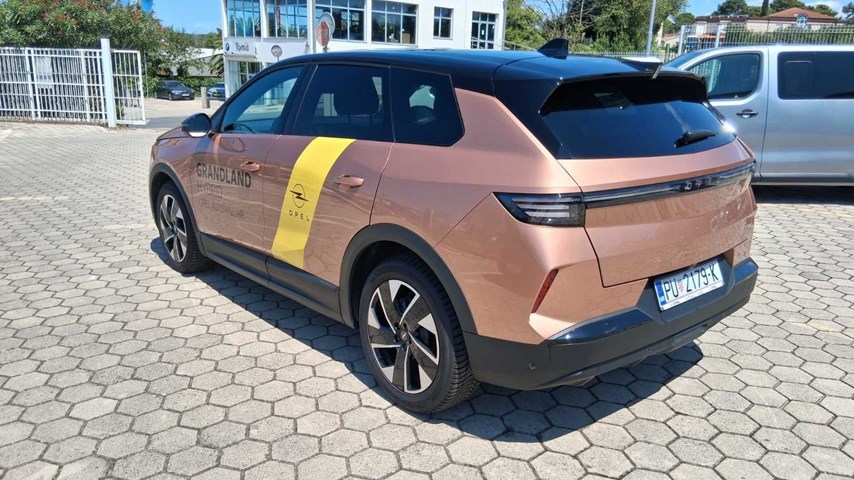 RABLJENO VOZILO OPEL GRANDLAND GS 1,2 mHEV AT Automatski mjenjač BENZIN 90271