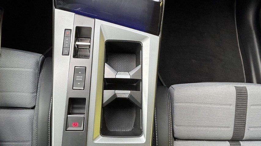 RABLJENO VOZILO OPEL GRANDLAND GS 1,2 XHT mHEV AT Automatski mjenjač BENZIN 81387