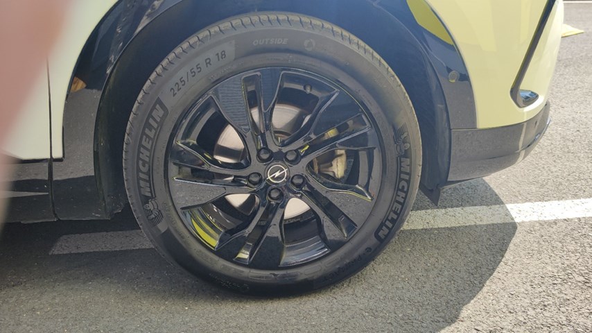 RABLJENO VOZILO OPEL GRANDLAND GS F 1,2 XHT AT8 BENZIN 81294