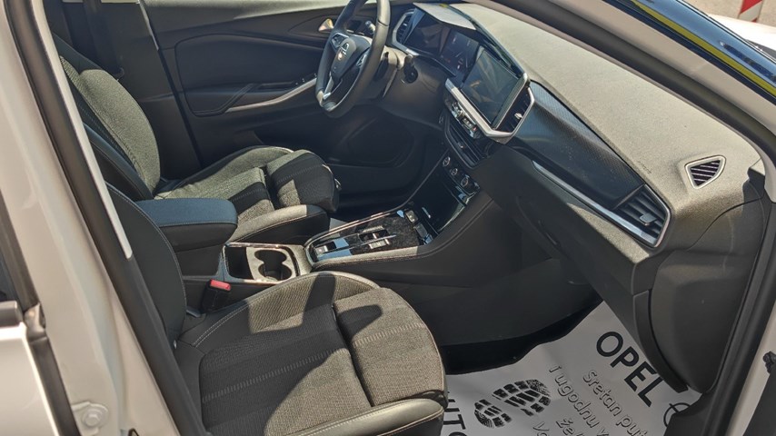 RABLJENO VOZILO OPEL GRANDLAND GS F 1,2 XHT AT8 BENZIN 81294