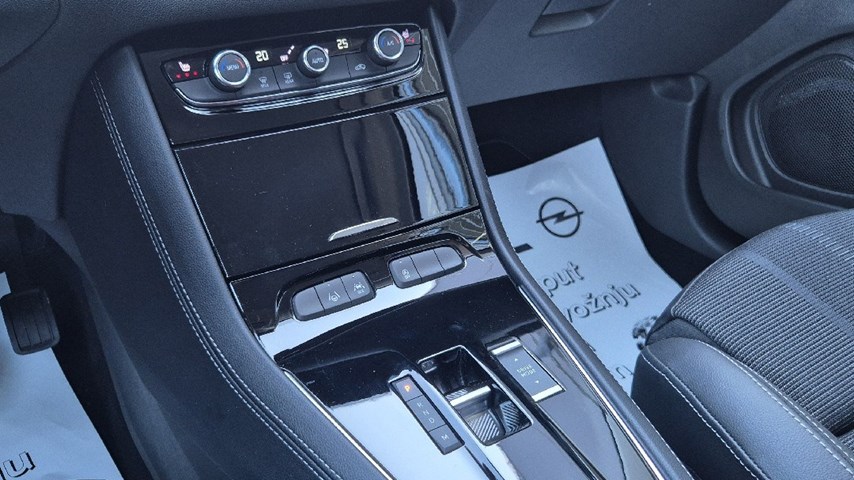 RABLJENO VOZILO OPEL GRANDLAND GS F 1,2 XHT E-DCT MHEV AT Automatski mjenjač BENZIN 67227
