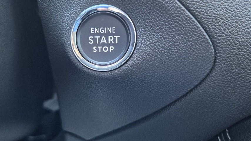 RABLJENO VOZILO OPEL GRANDLAND GS F 1,2 XHT E-DCT MHEV AT Automatski mjenjač BENZIN 67227