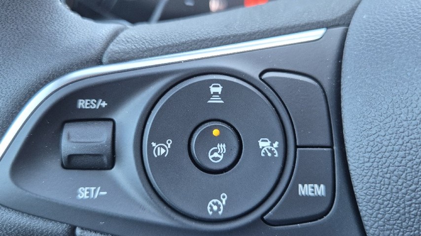 RABLJENO VOZILO OPEL GRANDLAND GS F 1,2 XHT E-DCT MHEV AT Automatski mjenjač BENZIN 67227
