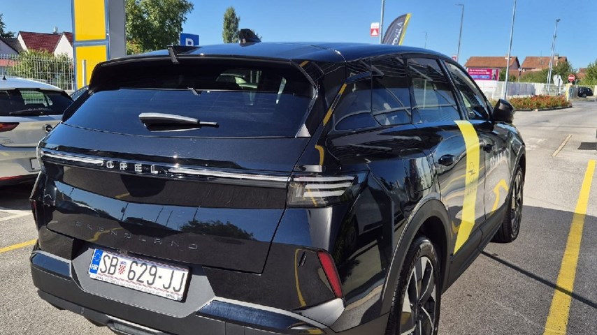 RABLJENO VOZILO OPEL GRANDLAND GS F 1,2 XHT mHEV AT Automatski mjenjač BENZIN 67229
