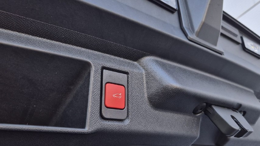 RABLJENO VOZILO OPEL GRANDLAND GS F 1,2 XHT mHEV AT Automatski mjenjač BENZIN 67229