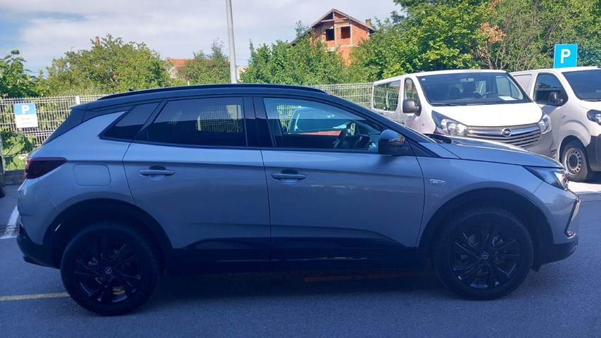 RABLJENO VOZILO OPEL GRANDLAND GS F 1,5 DTH AT8 Automatski mjenjač DIESEL 81352