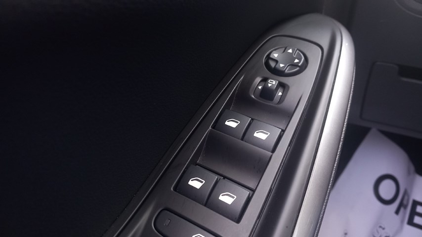 RABLJENO VOZILO OPEL GRANDLAND GS F 1,5 DTH AT8 Automatski mjenjač DIESEL 81352