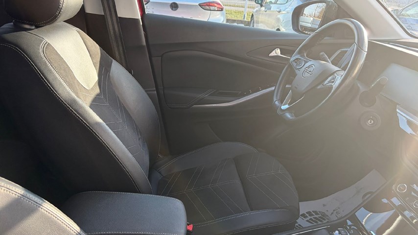 RABLJENO VOZILO OPEL GRANDLAND GS LINE F 1,5 DTH AT8 Automatski mjenjač DIESEL 27386