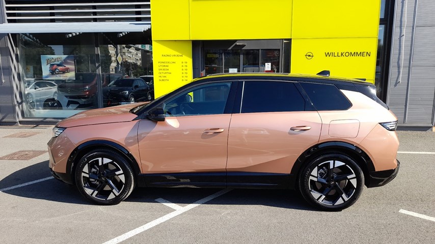 RABLJENO VOZILO OPEL GRANDLAND PHEV GS PLUG-in HYBRID e-DCT AT Automatski mjenjač BENZIN 81477