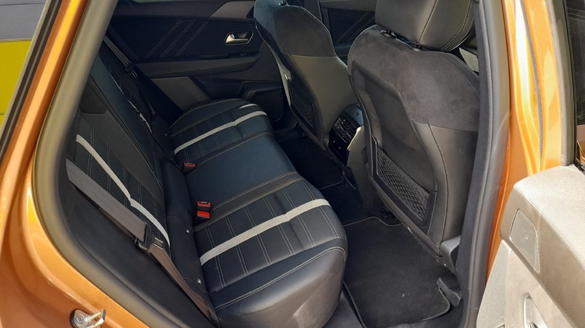 RABLJENO VOZILO OPEL GRANDLAND PHEV GS PLUG-in HYBRID e-DCT AT Automatski mjenjač BENZIN 81477
