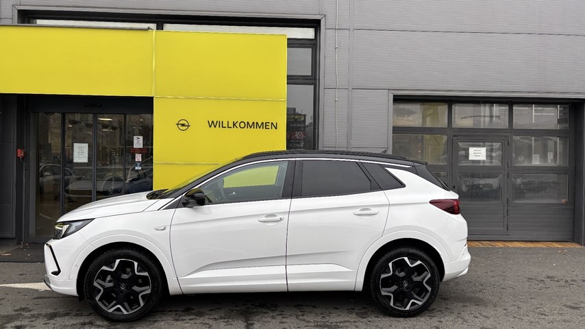 RABLJENO VOZILO OPEL GRANDLAND ULTIMATE 1,5 D AT8 Automatski mjenjač DIESEL 81341