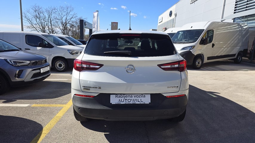 RABLJENO VOZILO OPEL GRANDLAND X ENJOY D 1.5 DTH MT6 Mehanički mjenjač DIESEL 27417