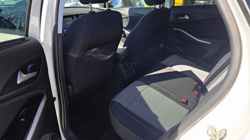 RABLJENO VOZILO OPEL GRANDLAND X ENJOY D 1.5 DTH MT6 Mehanički mjenjač DIESEL 27417