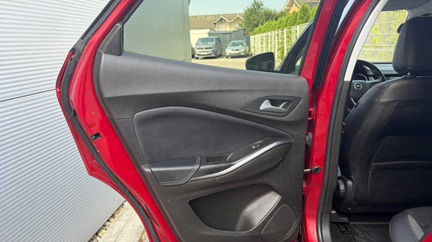 RABLJENO VOZILO OPEL GRANDLAND X TURBO 1,5 D Mehanički mjenjač DIESEL 65798