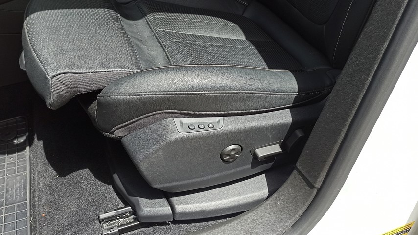 RABLJENO VOZILO OPEL GRANDLAND X ULTIMATE PHEV 1.6 AT8 Automatski sekvencijalni mjenjač BENZIN 90194