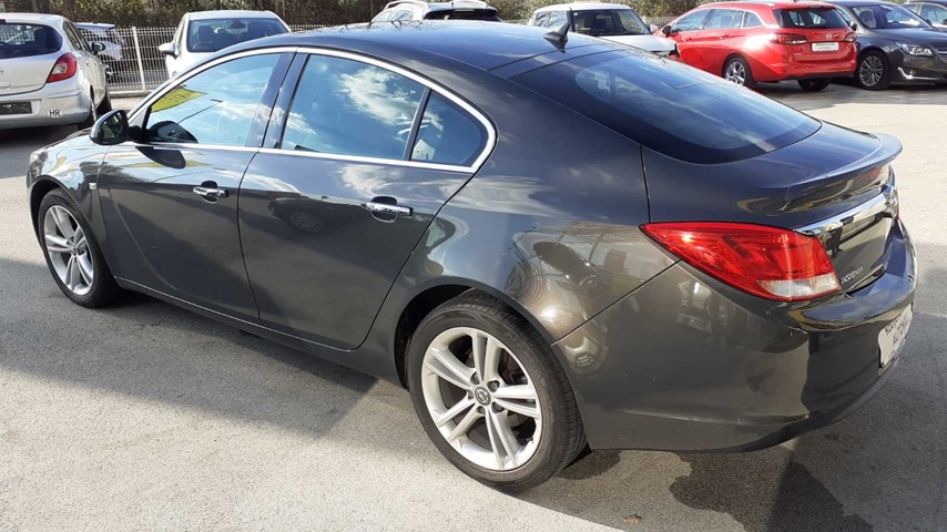 RABLJENO VOZILO OPEL INSIGNIA 2,0 CDTI DIESEL