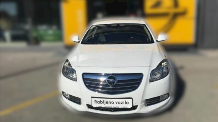 RABLJENO VOZILO OPEL INSIGNIA 2,0 DTH SPORT Automatski sekvencijalni mjenjač DIESEL 22261