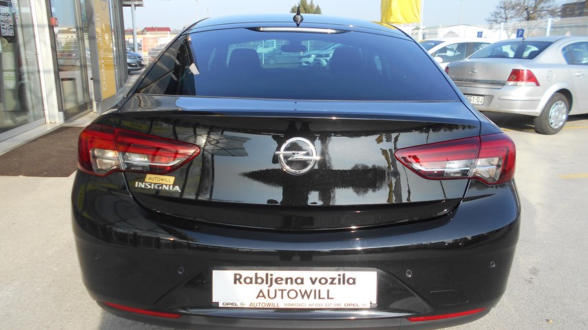 RABLJENO VOZILO OPEL INSIGNIA GRAND SPORT 1,6 CDTI EDITION DIESEL