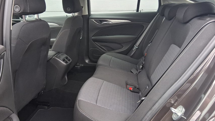 RABLJENO VOZILO OPEL INSIGNIA GRAND SPORT BUS ED F1,5DVH MT6 Mehanički mjenjač DIESEL 65766