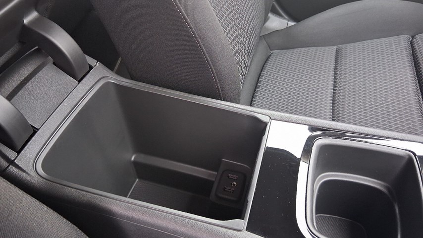 RABLJENO VOZILO OPEL INSIGNIA GRAND SPORT BUS ED F1,5DVH MT6 Mehanički mjenjač DIESEL 65766