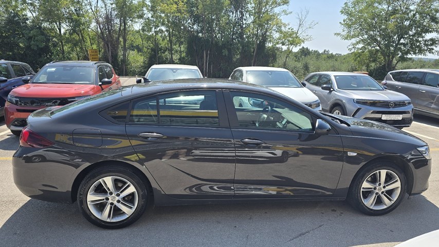 RABLJENO VOZILO OPEL INSIGNIA GRAND SPORT BUSINESS EDITION 1,5DVH MT6 Mehanički mjenjač DIESEL 90205