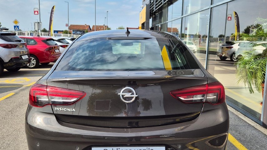 RABLJENO VOZILO OPEL INSIGNIA GRAND SPORT BUSINESS EDITION 1,5DVH MT6 Mehanički mjenjač DIESEL 90205