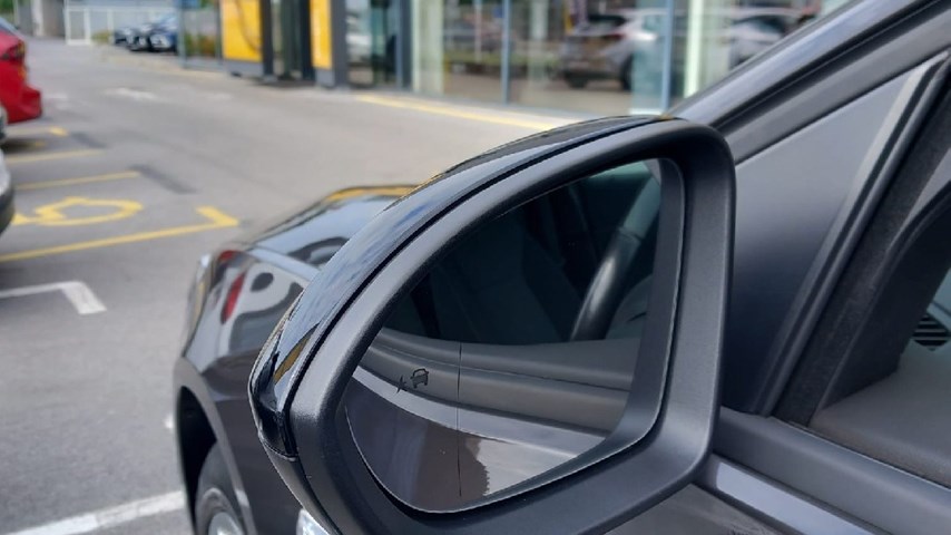 RABLJENO VOZILO OPEL INSIGNIA GRAND SPORT BUSINESS EDITION 1,5DVH MT6 Mehanički mjenjač DIESEL 90205