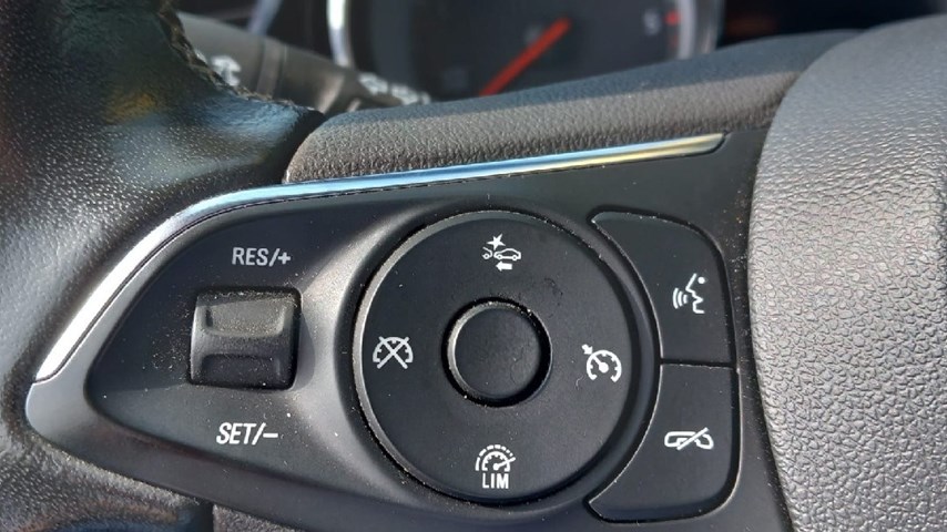 RABLJENO VOZILO OPEL INSIGNIA GRAND SPORT BUSINESS EDITION 1,5DVH MT6 Mehanički mjenjač DIESEL 90205