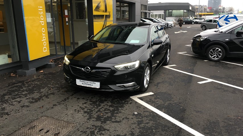 RABLJENO VOZILO OPEL INSIGNIA GRAND SPORT DYNAMIC D20DTH MT6 Mehanički mjenjač DIESEL 80940