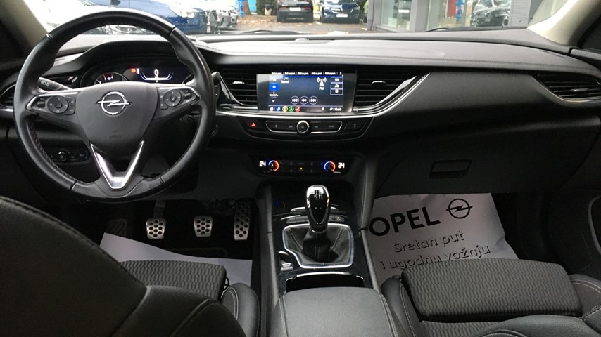 RABLJENO VOZILO OPEL INSIGNIA GRAND SPORT DYNAMIC D20DTH MT6 Mehanički mjenjač DIESEL 80940