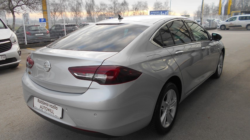 RABLJENO VOZILO OPEL INSIGNIA GRAND SPORT EDITION D1.6DTH AT6 DIESEL 222592