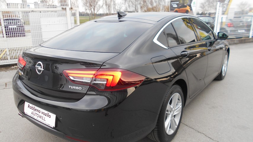 RABLJENO VOZILO OPEL INSIGNIA GRANDSPORT DYNAMIC 2,0 DTH DIESEL 20695